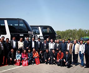 �Ϻ�������܇��(bi��o)����(d��ng)�xʽ