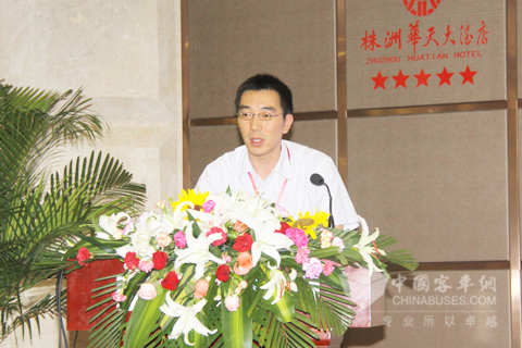 �Ϻ����оC�Ͻ�ͨҎ(gu��)���о����������