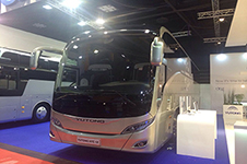 宇通新型12米旅游客車(chē)