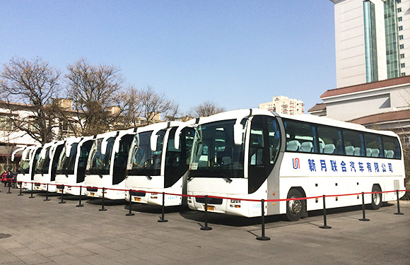 宇通客車(chē)服務(wù)兩會(huì)