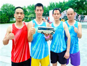 廈門站參賽選手展示金旅車模