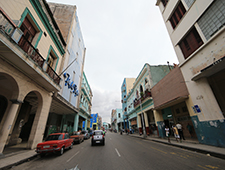 典型拉美建筑風(fēng)格的街道