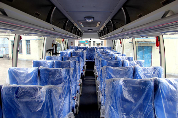 黃?？蛙?chē)DD6110KEV1