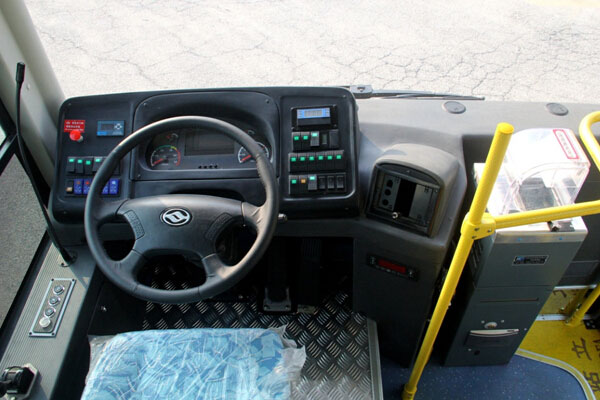 黃海客車DD6109EV1 