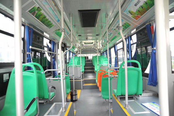 揚(yáng)子江客車WG6124BEVH