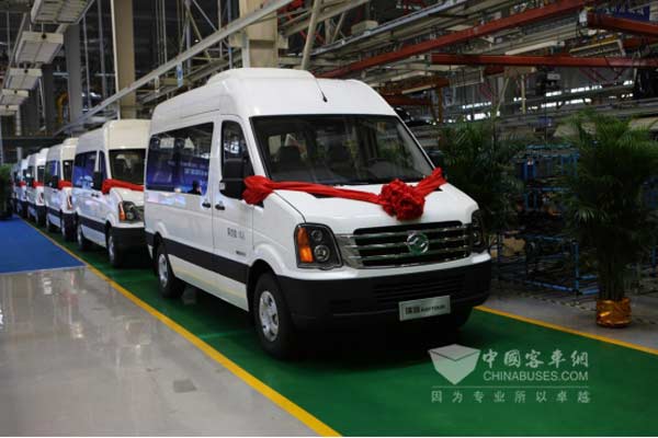 即將交付用戶使用的瑞途純電動(dòng)輕客