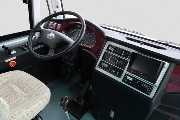 宇通ZK6109DX校車