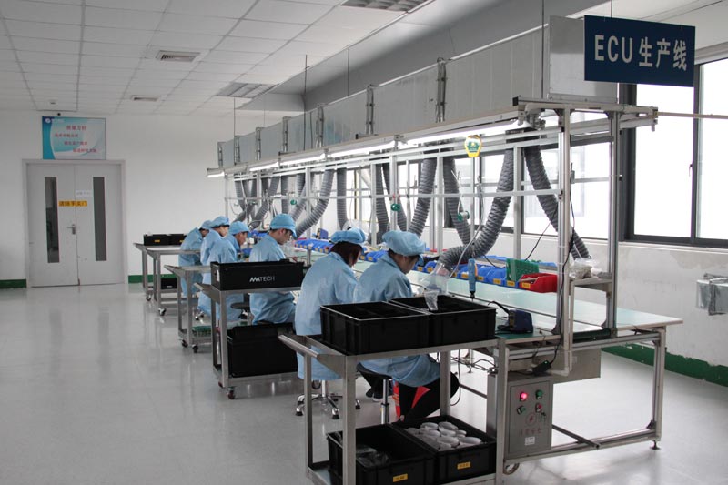 公司ECU生產(chǎn)車間