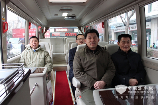 宇通T7寬敞舒適的車內(nèi)空間