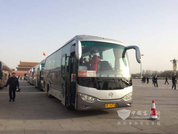 服務(wù)兩會十九載 金旅初心不改