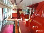 銀隆新能源在觀光車的設計上別具匠心，車內(nèi)的豪華配置，讓乘客享受航空式的乘坐體驗。