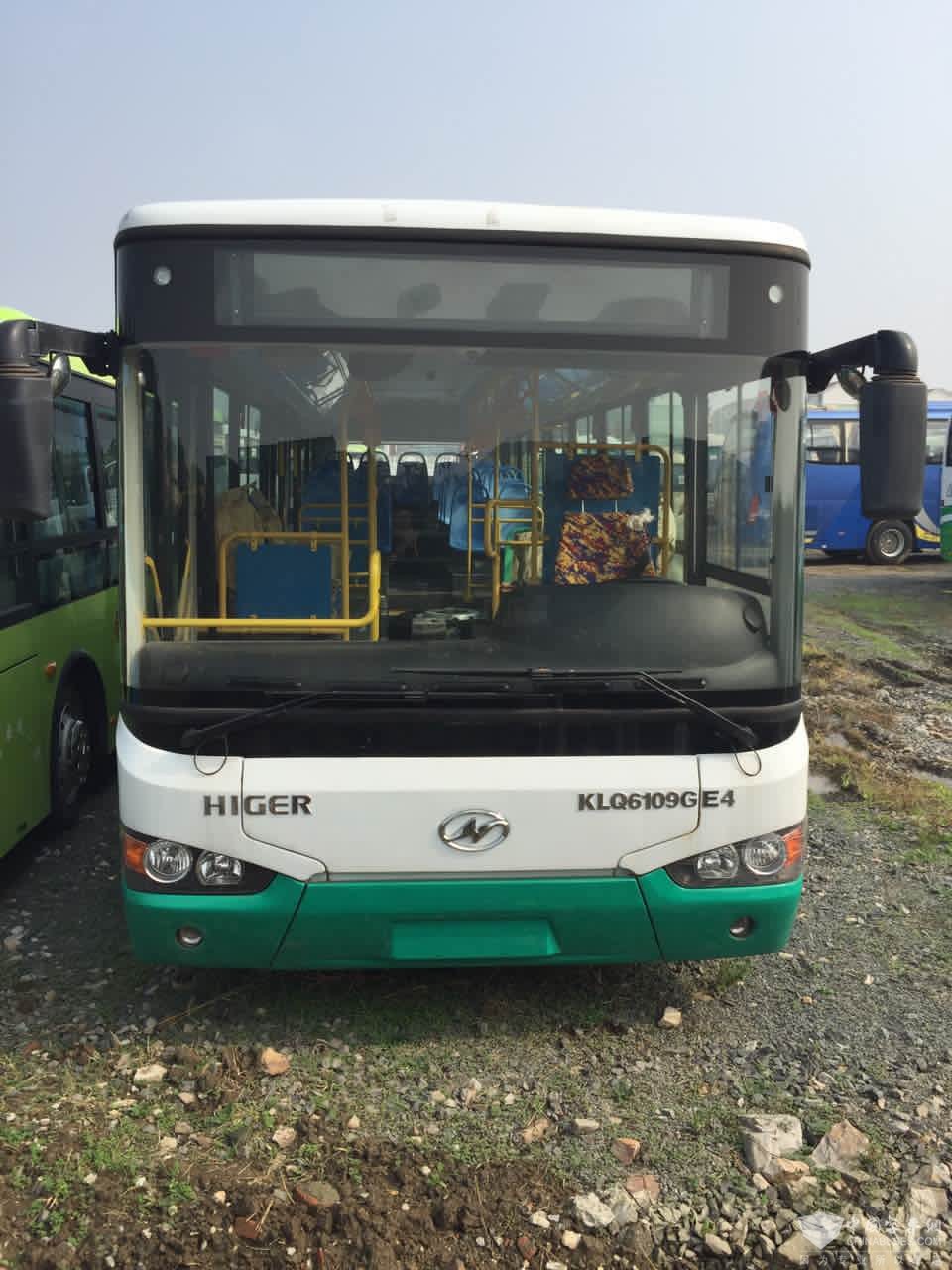 全新國四海格品牌公交版庫存新車現(xiàn)打折后26萬電話18001763388
