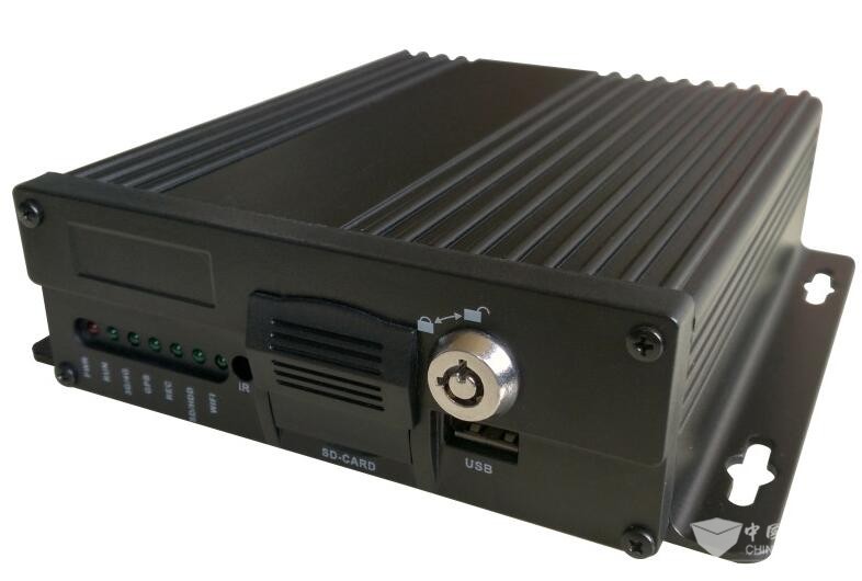 公交車，大巴，校車，卡車車載視頻監(jiān)控錄像機 高清720P錄像機 車載監(jiān)控主