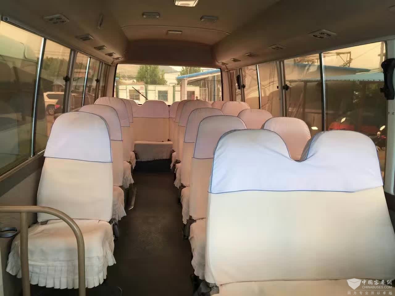 后排座椅