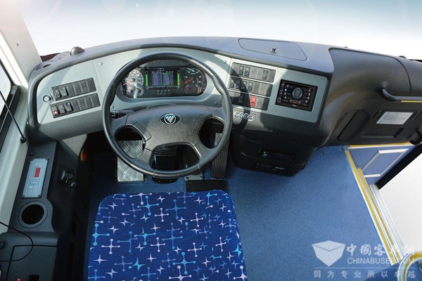 福田歐輝BJ6852純電動(dòng)城間客車