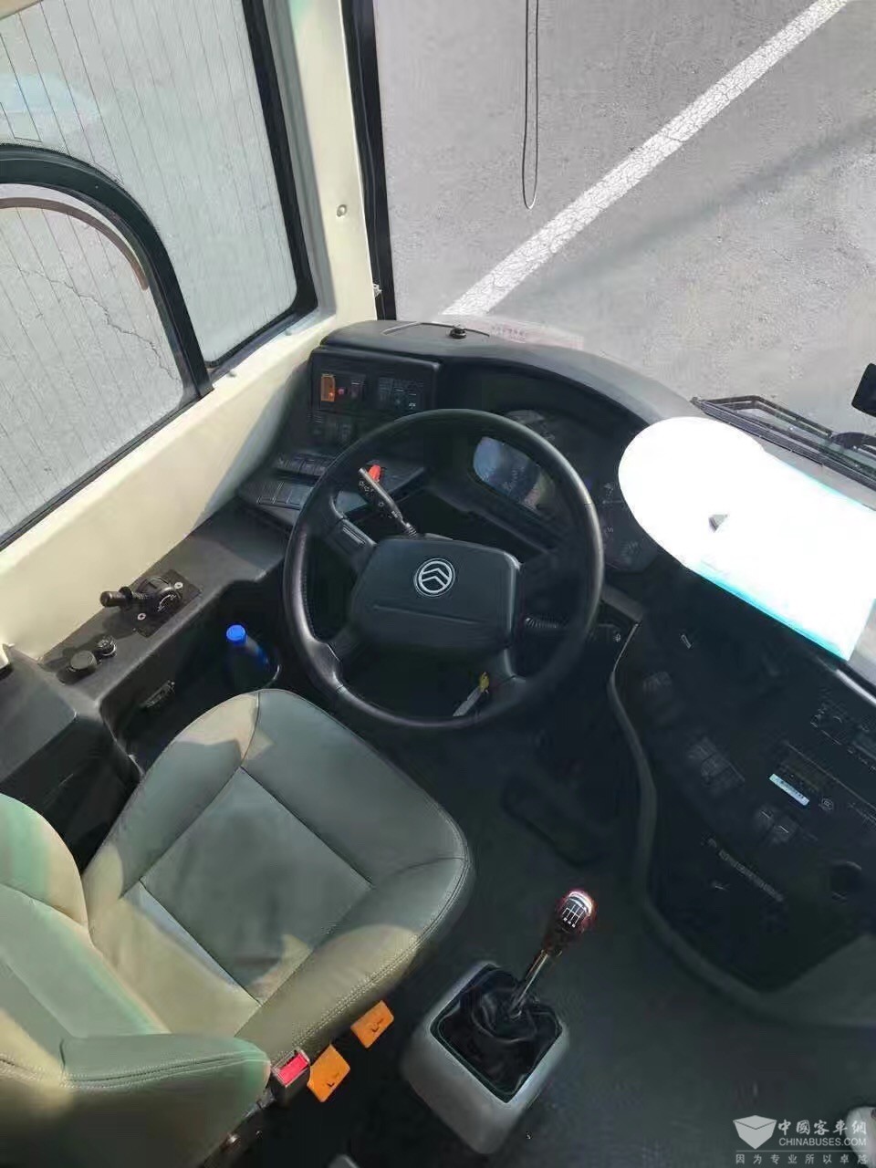 駕駛座
