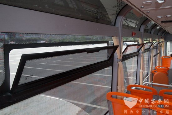 揚子江客車WG6120BEVHR