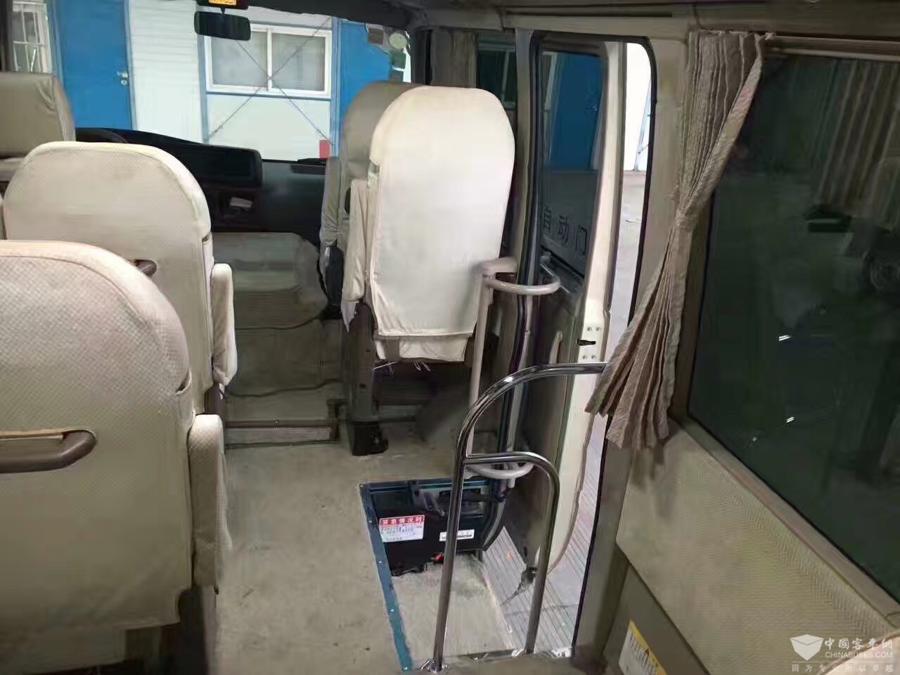 前排座椅