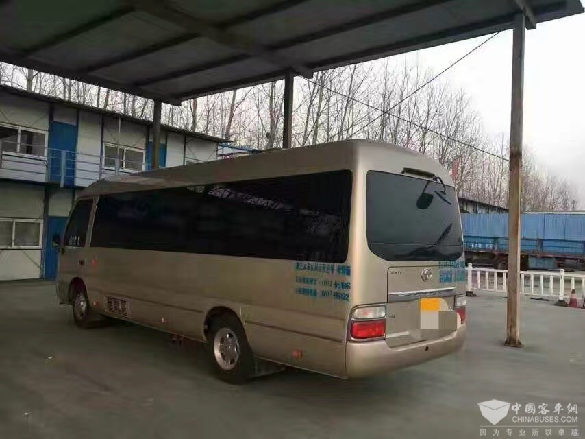 左后