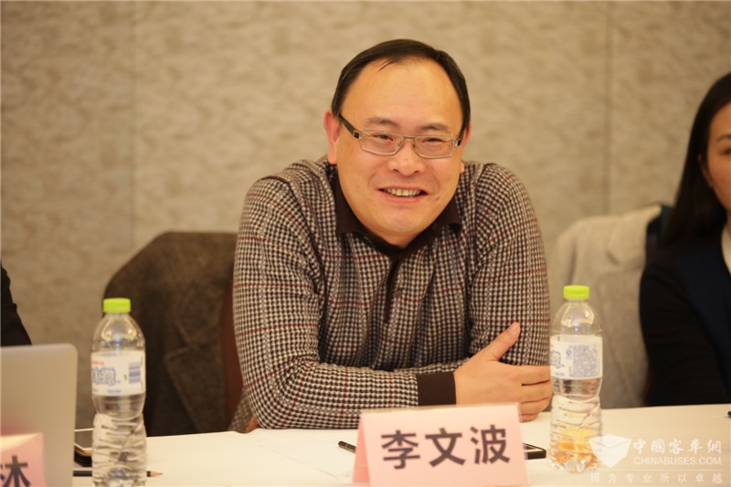 競(jìng)業(yè)達(dá)總經(jīng)理李文波