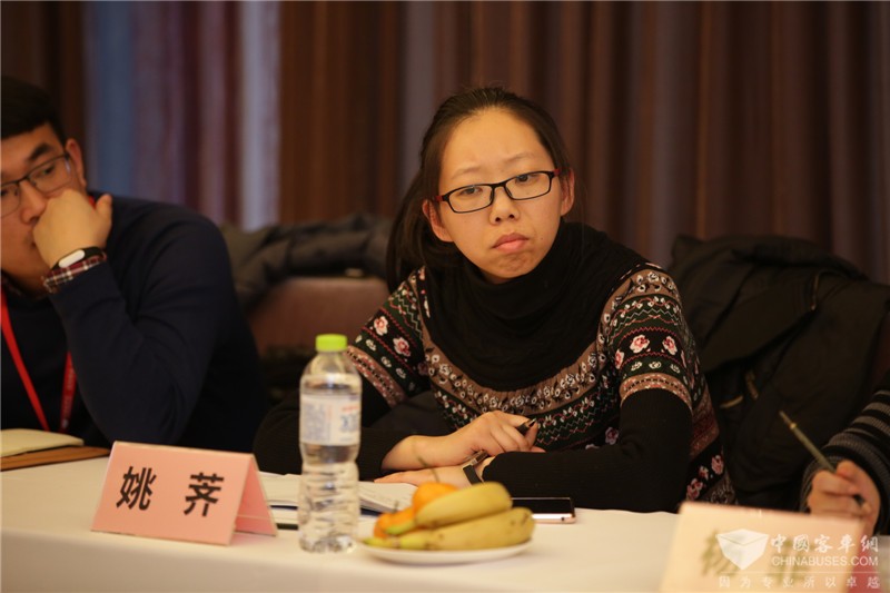 亞星企業(yè)管理部部長(zhǎng)助理姚薺