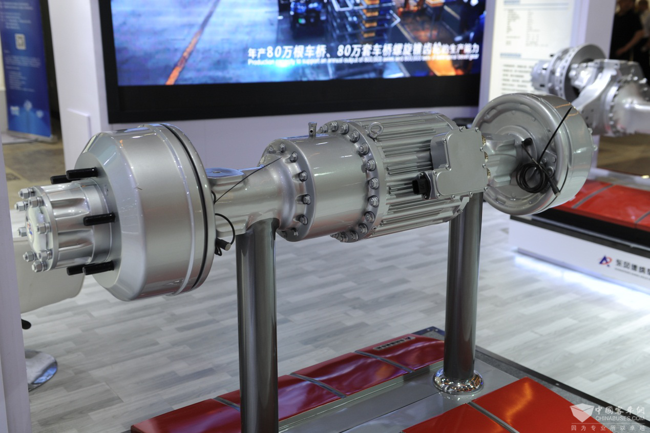 集成、輕量、高效，東風德納車橋亮相上?？蛙囌?>
                   <div   id=