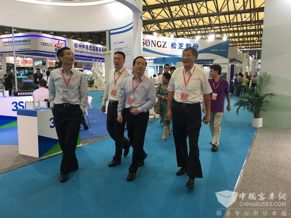 BUS EXPO 2017上海國(guó)際客車展成功落幕 參觀人次超2.5萬(wàn)
