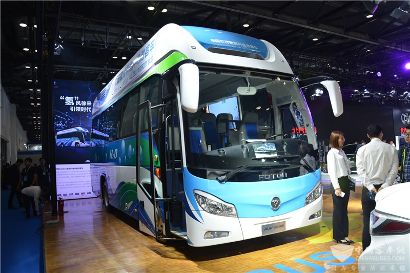 福田歐輝8.5米燃料電池城間客車