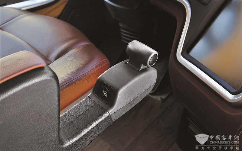 金旅領(lǐng)航者