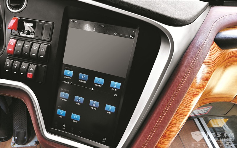 金旅領(lǐng)航者