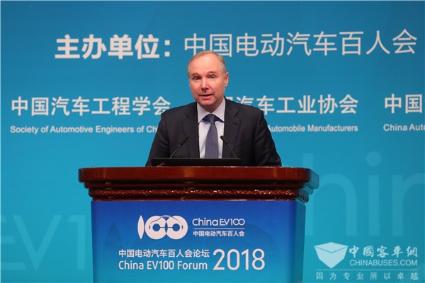 百人會(huì)|寶馬集團(tuán)Jochen Goller：當(dāng)前新能源汽車產(chǎn)業(yè)機(jī)遇與挑戰(zhàn)并存