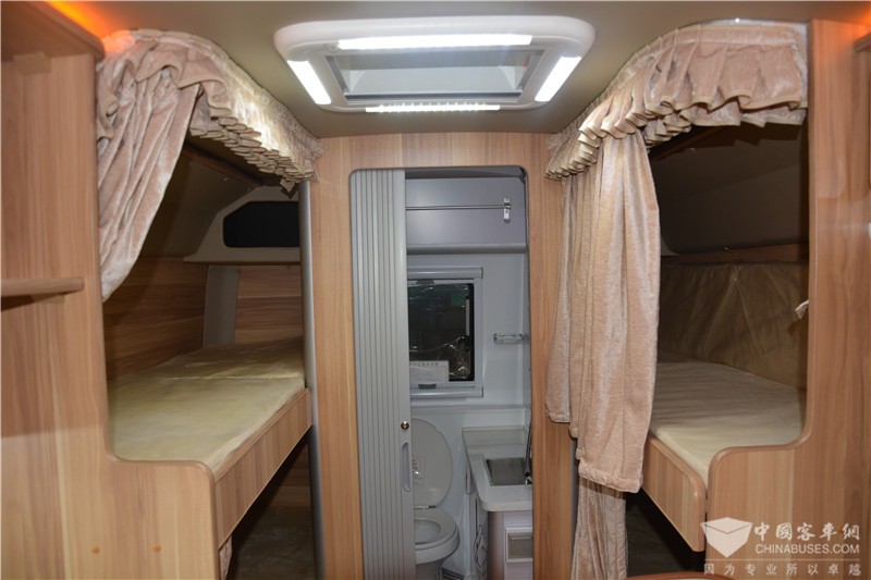 江鈴集團旅居車