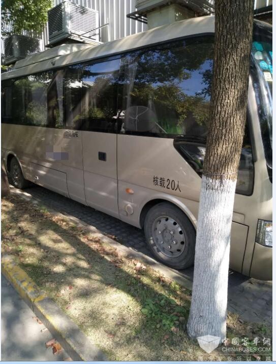 車輛側(cè)照
