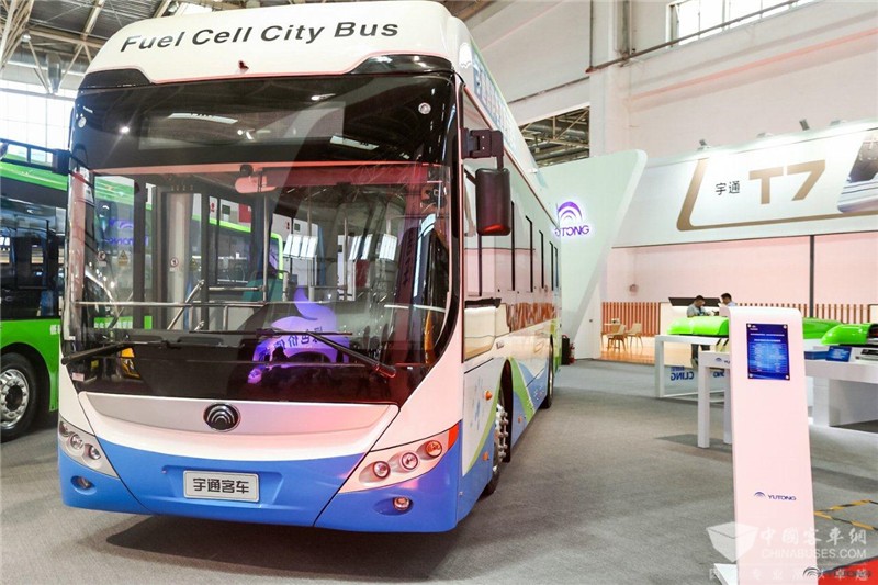 宇通10.5米燃料電池客車