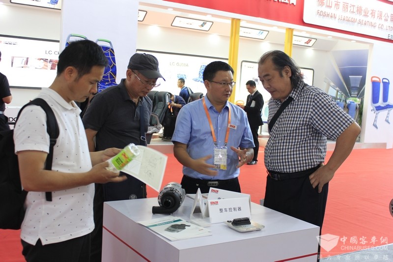 來訪嘉賓 - 宇通客車-2_nEO_IMG