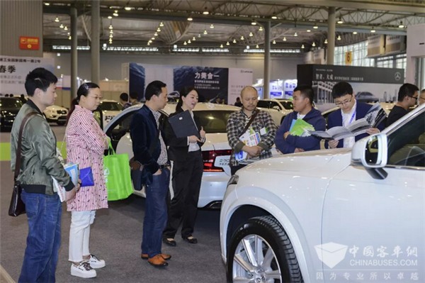 第三屆海南新能源車展10月19日召開 同期舉辦1000人新能源汽車產(chǎn)業(yè)發(fā)展大會