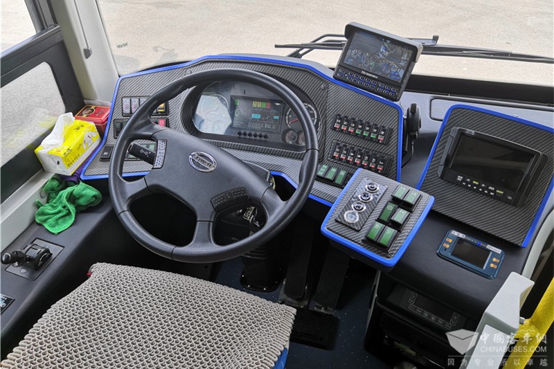 開沃純電動客車呼市運營實拍