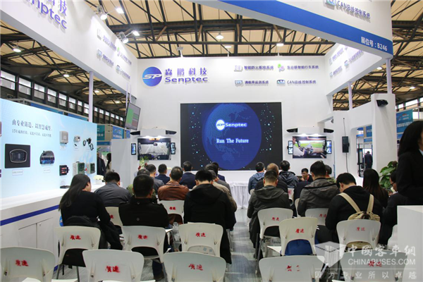 讓客車(chē)行駛安全無(wú)“盲區(qū)”森鵬科技電子后視鏡新品發(fā)布