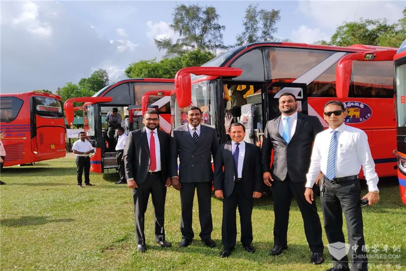 金龍龍威II代首批交付斯里蘭卡