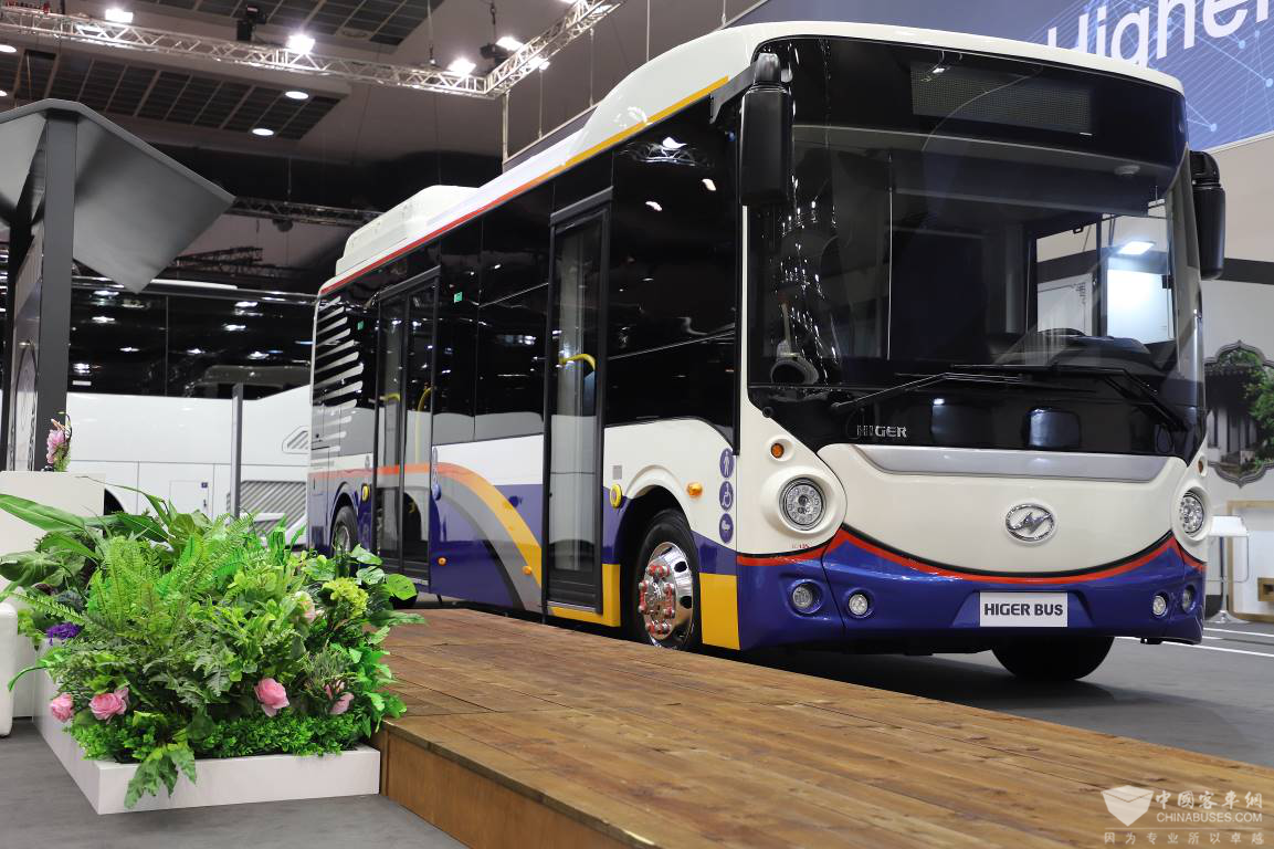 純電動公交車E8