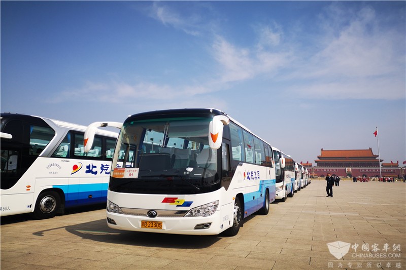 一路見證美好！宇通連續(xù)16年主力服務全國兩會