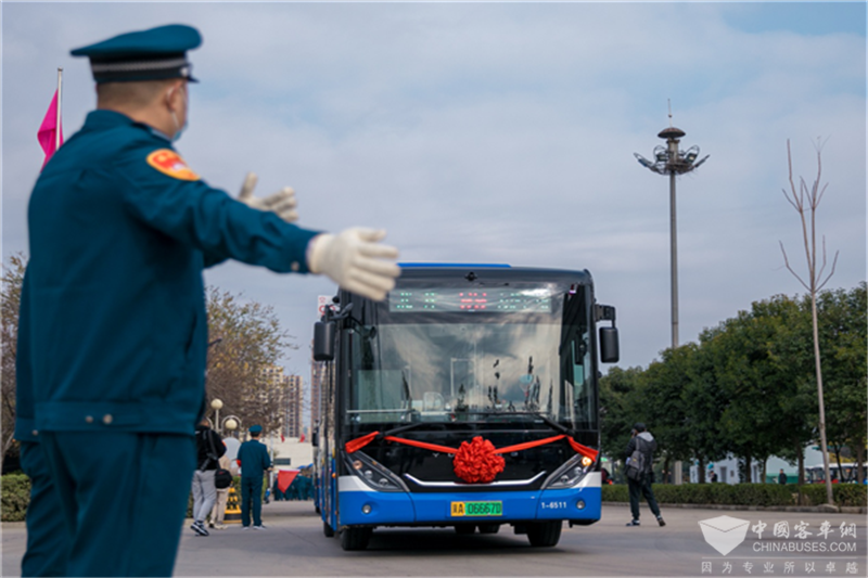 218臺宇通智能網(wǎng)聯(lián)公交石家莊上線