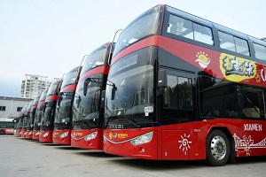 解鎖“鷺島”國(guó)慶旅游新玩法，安凱雙層觀光巴士入駐廈門