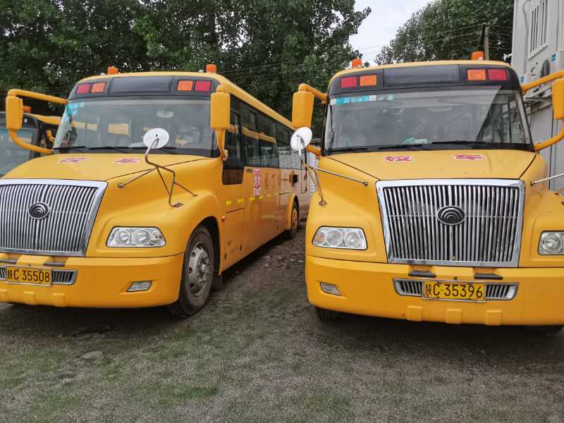 出售宇通校車與廈門金龍校車