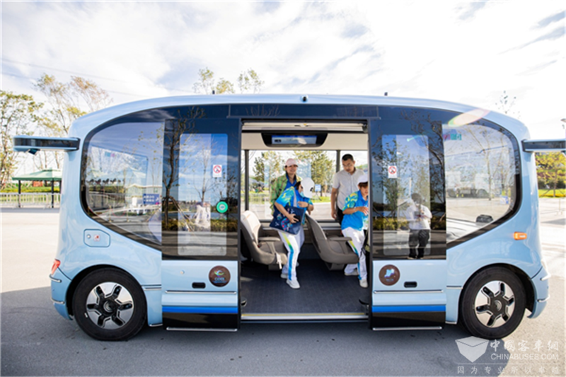 小宇2.0亮相雄安，美好出行“智繪未來”