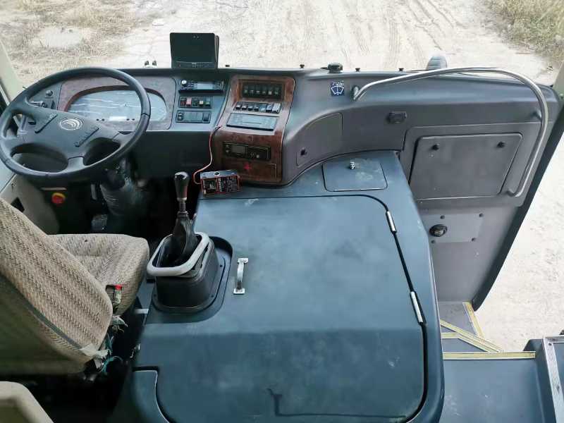 求購宇通前置6112 大巴車20臺(tái)