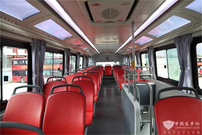 7-2、拉薩比亞迪K8S內(nèi)飾