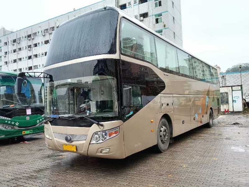 2015年1月 55座有營運(yùn)檔案中門氣囊碟剎宇通客車