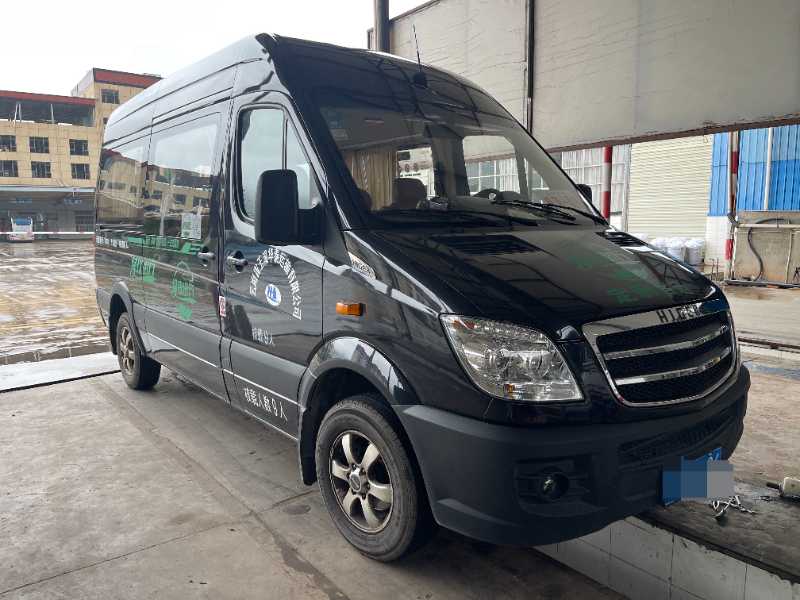 海格KLQ6590E5V1客車出售，9座