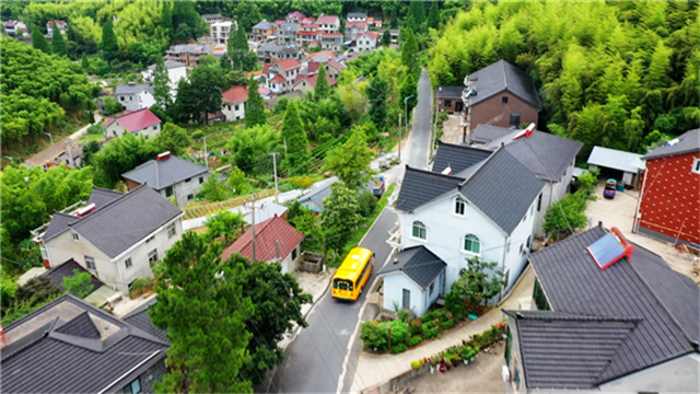 全國點(diǎn)贊的“德清模式”，為中國校車發(fā)展指明方向